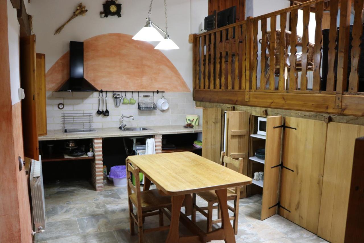 Apartamentos Rurales Casa Lafuente Luquiano Екстериор снимка